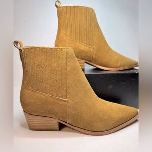 Marc Fisher LTD Yarita Pointed Toe Booties classic comfy styler outdoor NWOT